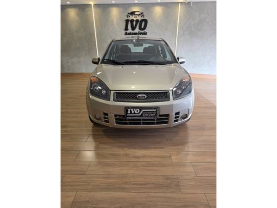 FORD FIESTA 1.6 MPI SEDAN 8V FLEX 4P MANUAL